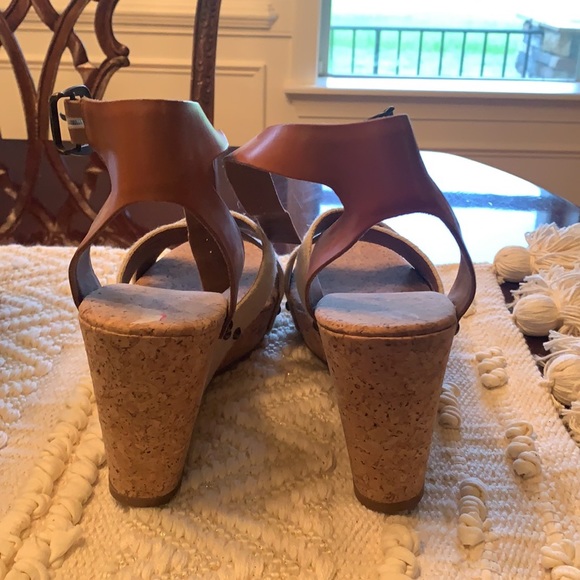 Lucky Brand Wedges - Picture 4 of 4